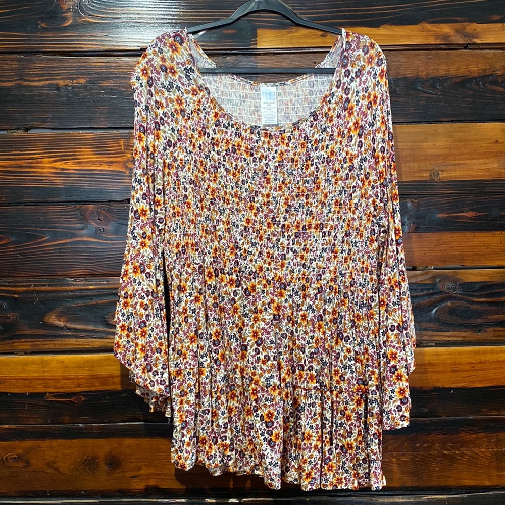 Floral top